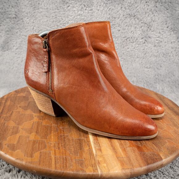 Frye Shoes - Frye Judith Bootie Cognac Brown Leather Ankle Boot 3470016 Zip Closure SZ 8